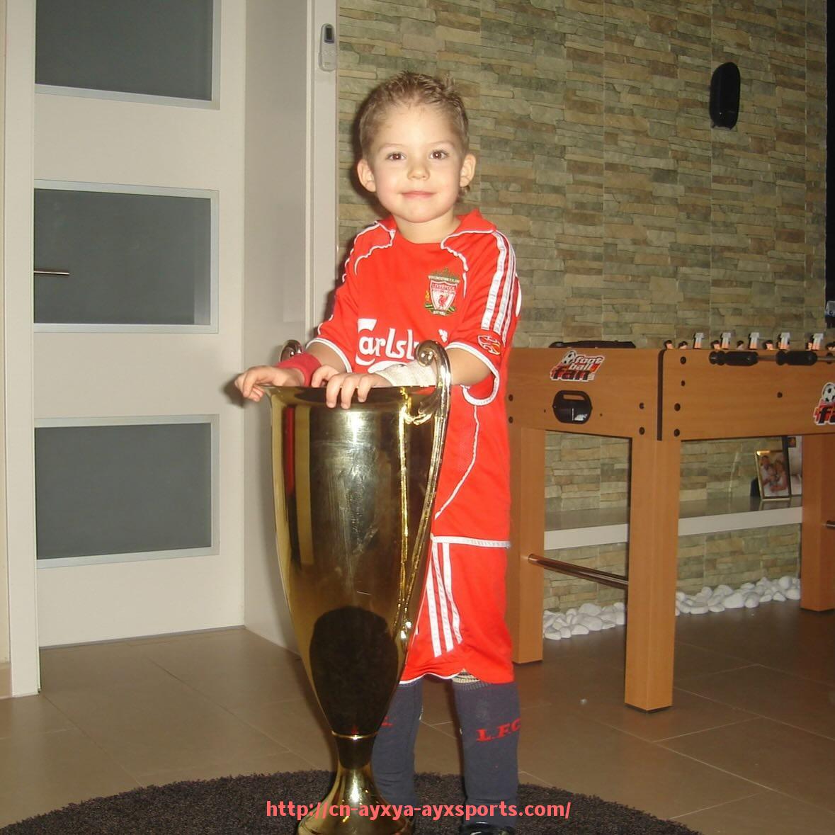 爱游戏体育-2025世俱杯观赛攻略指南:购票、交通与周边活动建议