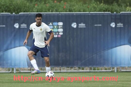 爱游戏体育-法甲球员全赛季个人数据总览